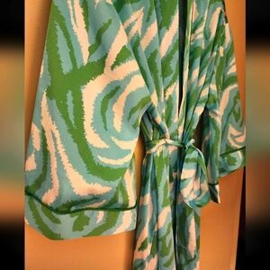 Gorgeaous New Silk Wrap Robe